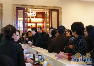 勁銷超8成 從五大價(jià)值體系看榮安琴灣未來潛力|搜房地產(chǎn)資訊